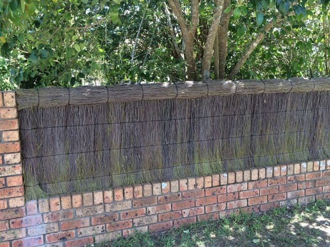 brick-brush-fence-mt-colah-pillar